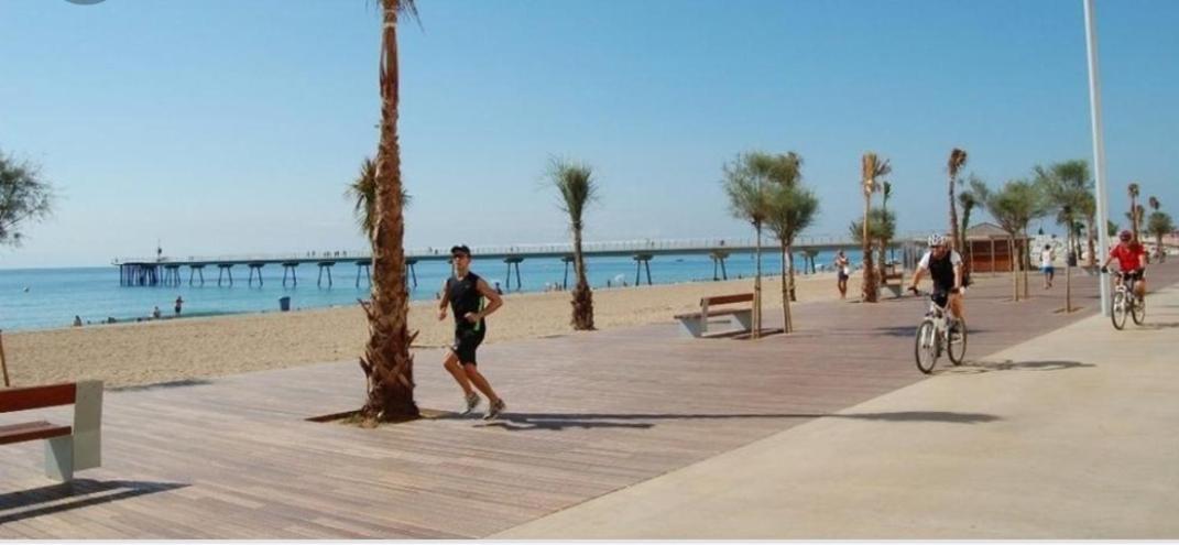 Habitacion A 15 Minutos De Barcelona Badalona Luaran gambar